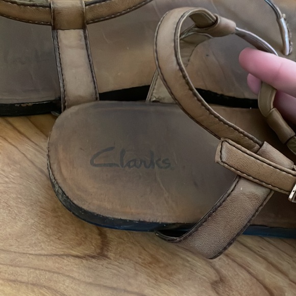 Clarks flip flops - W 10 (see pics/details for condition) - Picture 2 of 4